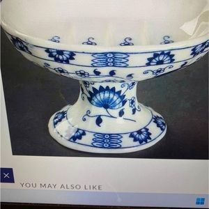Vienna Woods Fine China Porcelain Blue Onion Pedestal Soap Dish Seymour Mann